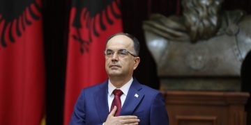 Presidenti Begaj sot e nesër qëndron për vizitë zyrtare në Kosovë