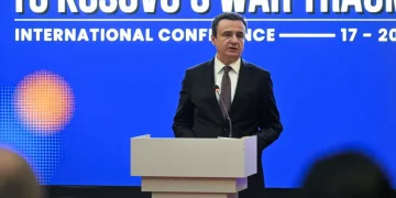 Kurti: “Shtëpia e Verdhë” s’ka ekzistuar kurrë si vend për trafikimin e organeve nga pjesëtarë të UÇK-së, por është pjesë e narratives hibride të Serbisë