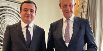 Merz uron Kurtin: Merrni vendimet e duhura për integrimin euroatlantik të Kosovës