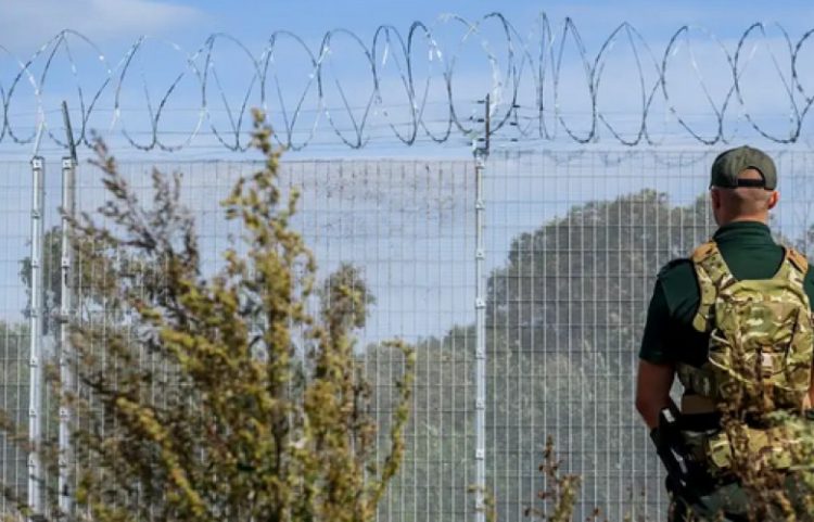 Polonia do të minojë kufirin e saj lindor