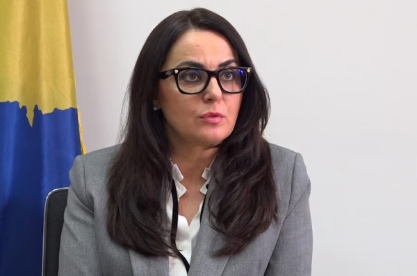 A do t’ia mundësojë LDK-ja sërish Vjosa Osmanit të bëhet presidente?- teegon Lushaku