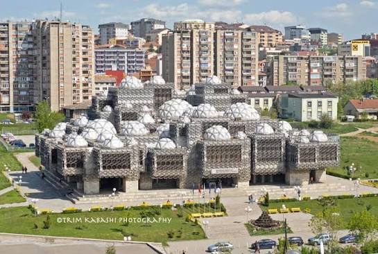 BKK hap konkurs letrar për nxënës