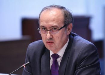 Hoti: Me ligjin e çmimeve tavan nuk zgjidhet inflacioni