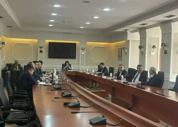 Mblidhet komisioni për të marrë vendim për thirrje publike për zgjedhjen e dy gjyqtarëve në Kushtetuese