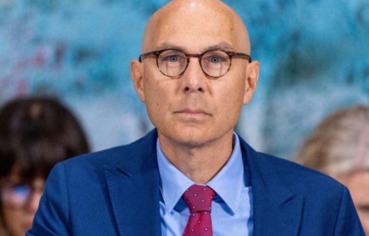 Turk: Autokratët e manjatët e teknologjisë po sfidojnë rendin ndërkombëtar