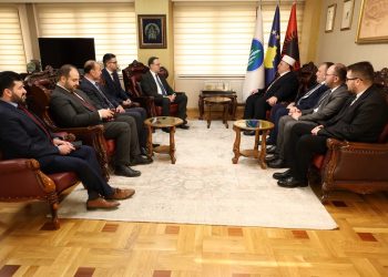 Myftiu Tërrnava nikoqir në takimin me ambasadorin e Republikës së Turqisë në Kosovë, z. Tunc Angılı