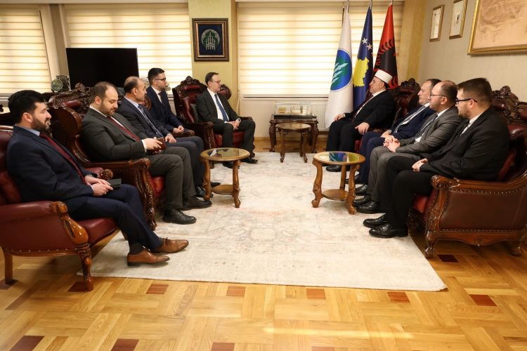 Myftiu Tërrnava nikoqir në takimin me ambasadorin e Republikës së Turqisë në Kosovë, z. Tunc Angılı