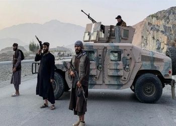 Pakistani dhe Afganistani shkëmbejnë sulme, raportohet për goditje në Kabul