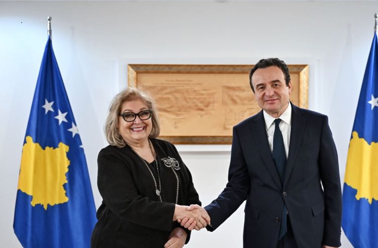 Kurti takon kryetaren e AShAK-ut, diskutojnë për progresin dhe sfidat në vend