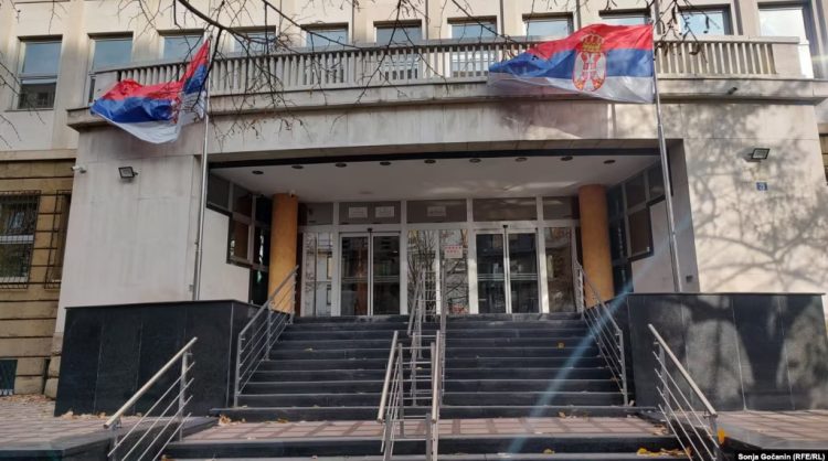 Beograd: Një shtetas i Kosovës dënohet në mungesë me 15 vjet burgim