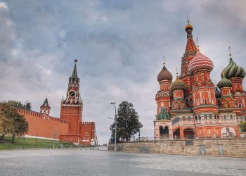 Vjen reagimi i parë nga Rusia pasi SHBA dhe Izraeli sulmojnë Iranin