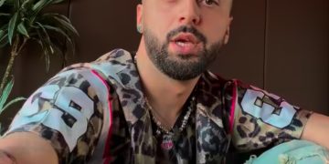 “Kapitull i ri!” – I veshur me të zeza, Gjesti merr gjithë vëmendjen me postimin e fundit
