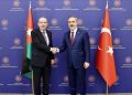 Shefat e diplomacisë turke dhe jordaneze diskutojnë situatën në Palestinë
