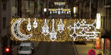 Për herë të parë, Belgjika ndriçon rrugët për muajin e Ramazanit