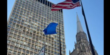 Flamuri i Kosovës ngritet në Çikago për 18-vjetorin e Pavarësisë