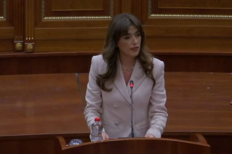 Haxhiu: Me peshë Kushtetuese dhe vullnetin e qytetarëve, do ta nderoj detyrën si Kryetare e Kuvendit