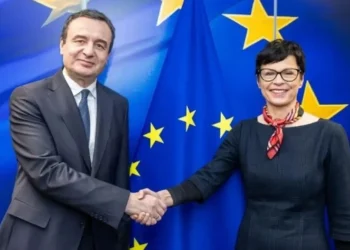 Komisionerja Marta Kos përshëndet formimin e qeverisë së re të Kosovës