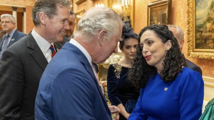 Mbreti Charles III uron Ditën e Pavarësisë