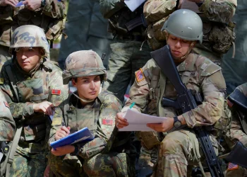 Ushtarët e Kosovës dhe Shqipërisë trajnohen me amerikanët për incidente me municione