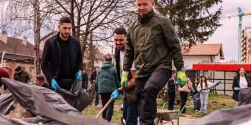 Peci: Mbi 3 mijë fidane këtë pranverë, kërkohet rishikim i legjislacionit për mbeturinat