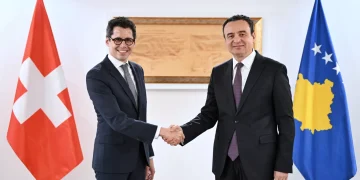 Kryeministri Kurti priti në takimin ambasadorin Sprecher
