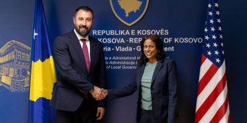 Prattipati takon Krasniqin, ambasada: U diskutua mbështetja e qeverisjes lokale që u shërben të gjitha komuniteteve