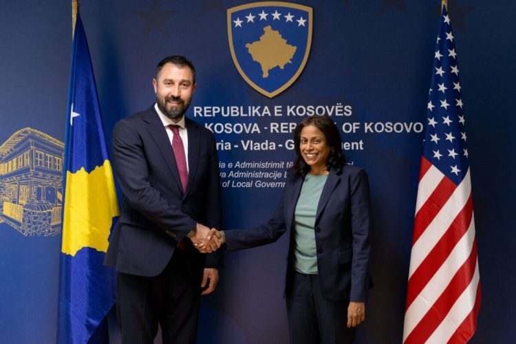 Prattipati takon Krasniqin, ambasada: U diskutua mbështetja e qeverisjes lokale që u shërben të gjitha komuniteteve