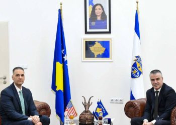 Përfaqësues të Shërbimit Sekret të ShBA’së takim me Policinë e Kosovës, flasin për thellim bashkëpunimi
