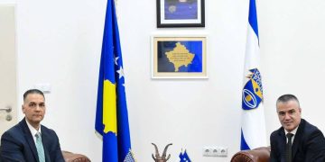 Përfaqësues të Shërbimit Sekret të ShBA’së takim me Policinë e Kosovës, flasin për thellim bashkëpunimi