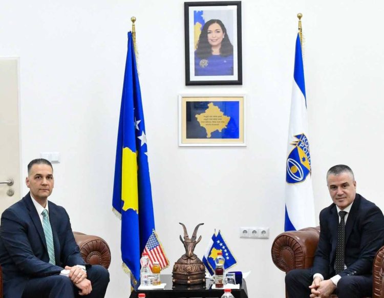 Përfaqësues të Shërbimit Sekret të ShBA’së takim me Policinë e Kosovës, flasin për thellim bashkëpunimi