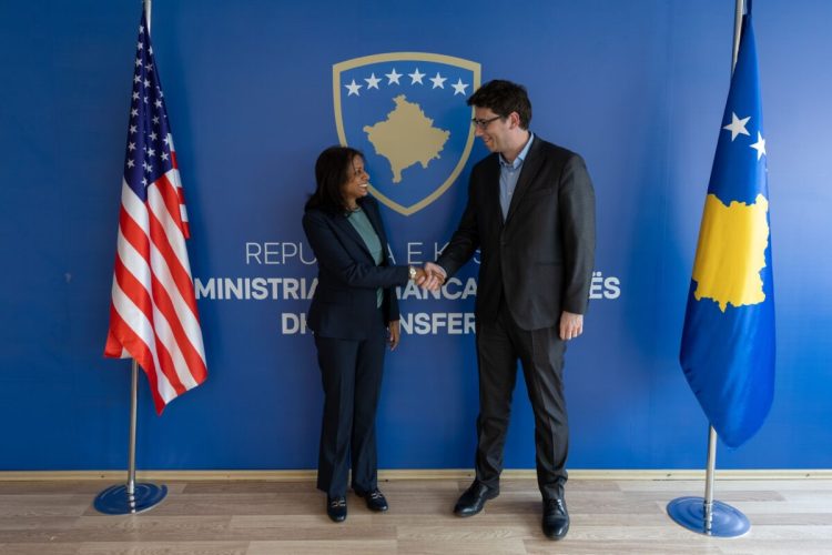 Prattipati takoi Muratin, diskutuan për rritjen e investimeve në Kosovë