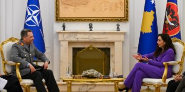 Osmani takon përfaqësuesit e NATO-s, vlerëson rolin e NALT-it për FSK-në