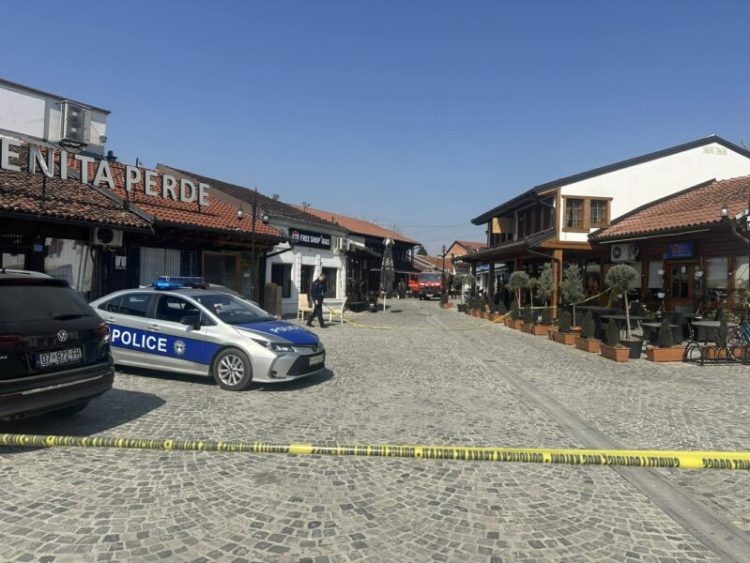 Vetëdorëzohet në polici i dyshuari për vr@sjen në Gjakovë