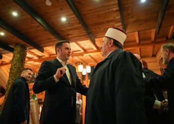 Abdixhiku shtron iftar për Myftiun Tërnava