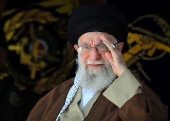 Zbulohet se ku do të varroset Khamenei
