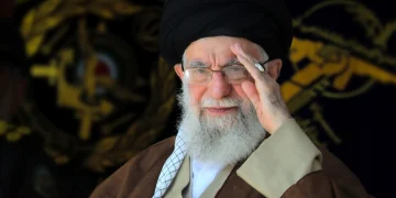 Zbulohet se ku do të varroset Khamenei