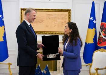 Osmani në takimin lamtumirës me Orav: BE-ja mbetet partner kyç për Kosovën