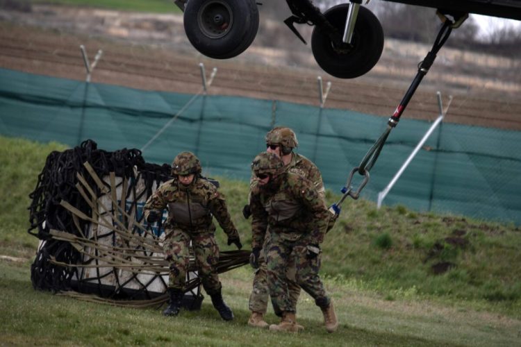 KFOR-i stërvitet me forcat zvicërane