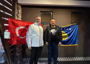 Finalja Kosovë–Turqi, Maqedonci e ndjek nga afër me CEO-n e dronëve turk Bykar