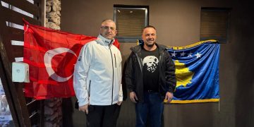 Finalja Kosovë–Turqi, Maqedonci e ndjek nga afër me CEO-n e dronëve turk Bykar