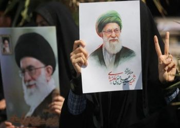 Asambleja e Ekspertëve e Iranit zgjedh liderin e ri suprem