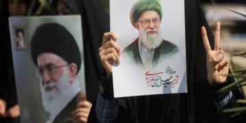 Asambleja e Ekspertëve e Iranit zgjedh liderin e ri suprem