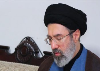 Udhëheqësi i ri suprem i Iranit deklarohet për herë të parë, por jo me zë