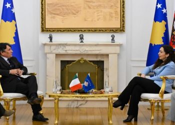 Osmani takon ambasadorin italian, flasin për zhvillimet politike