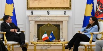 Osmani takon ambasadorin italian, flasin për zhvillimet politike