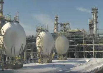 Liderët evropianë kritikojnë vendimin e SHBA-së për naftën ruse