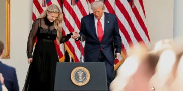 Trump emëron Erika Kirk në bordin kryesor këshillues të Akademisë së Forcave Ajrore të SHBA-së