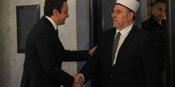 Kurti shtron iftar për Myftiun Naim Tërnava dhe drejtuesit e BIK-ut