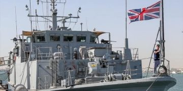Marina Mbretërore e Mbretërisë së Bashkuar pritet të udhëheqë koalicionin për rihapjen e Ngushticës së Hormuzit