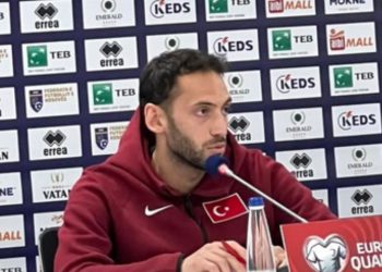 Hakan Çalhanoglu para ndeshjes me Kosoven: Kam shumë shokë shqiptarë, i di disa fjalë shqip